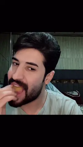 اني شلون اكل جبس 😂😂#مشاهير_تيك_توك #بثوث_مشاهير #عقولي #عقيل_الطيب #عنعانم 