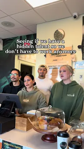 And my singer career ended just right there 🤣🤣🤣🤣 @Selva Coffee House  #LifestyleTok #fyp #CafeConLipstick #funnyvideos #coffeeshop 