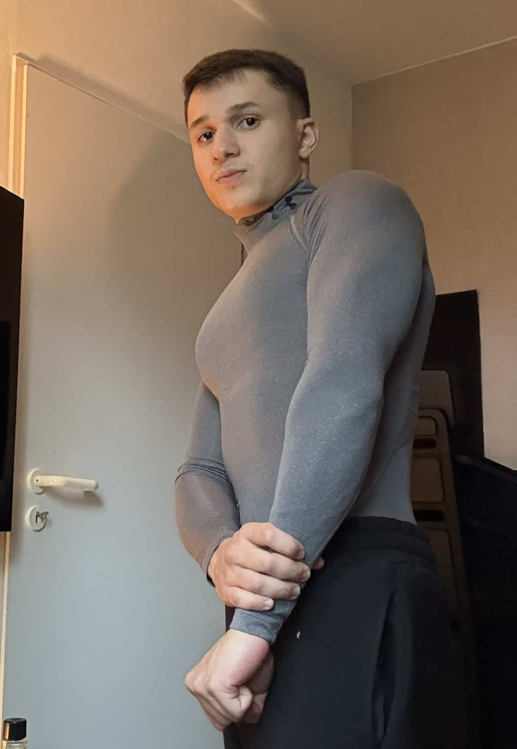 Kurzer Formcheck #gym #Fitness #grind #discipline #motivation 