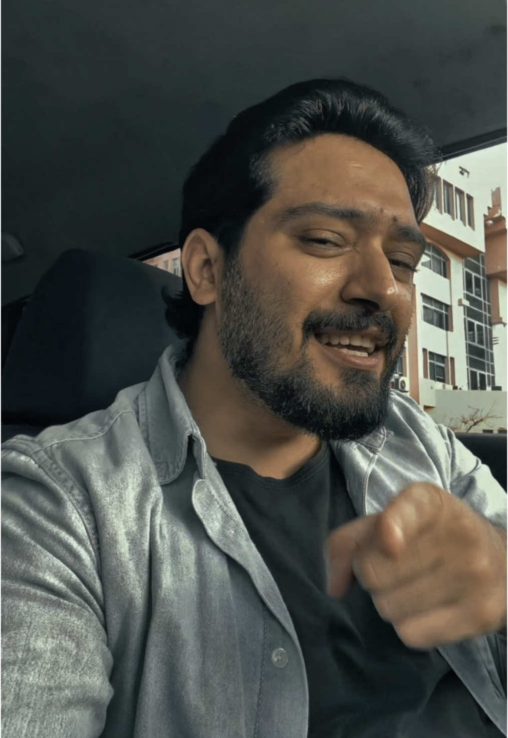بدات اتاكد ان حياتى من غيرك ولا تتعاش  #احمد_زعيم_ما_بكدبش 