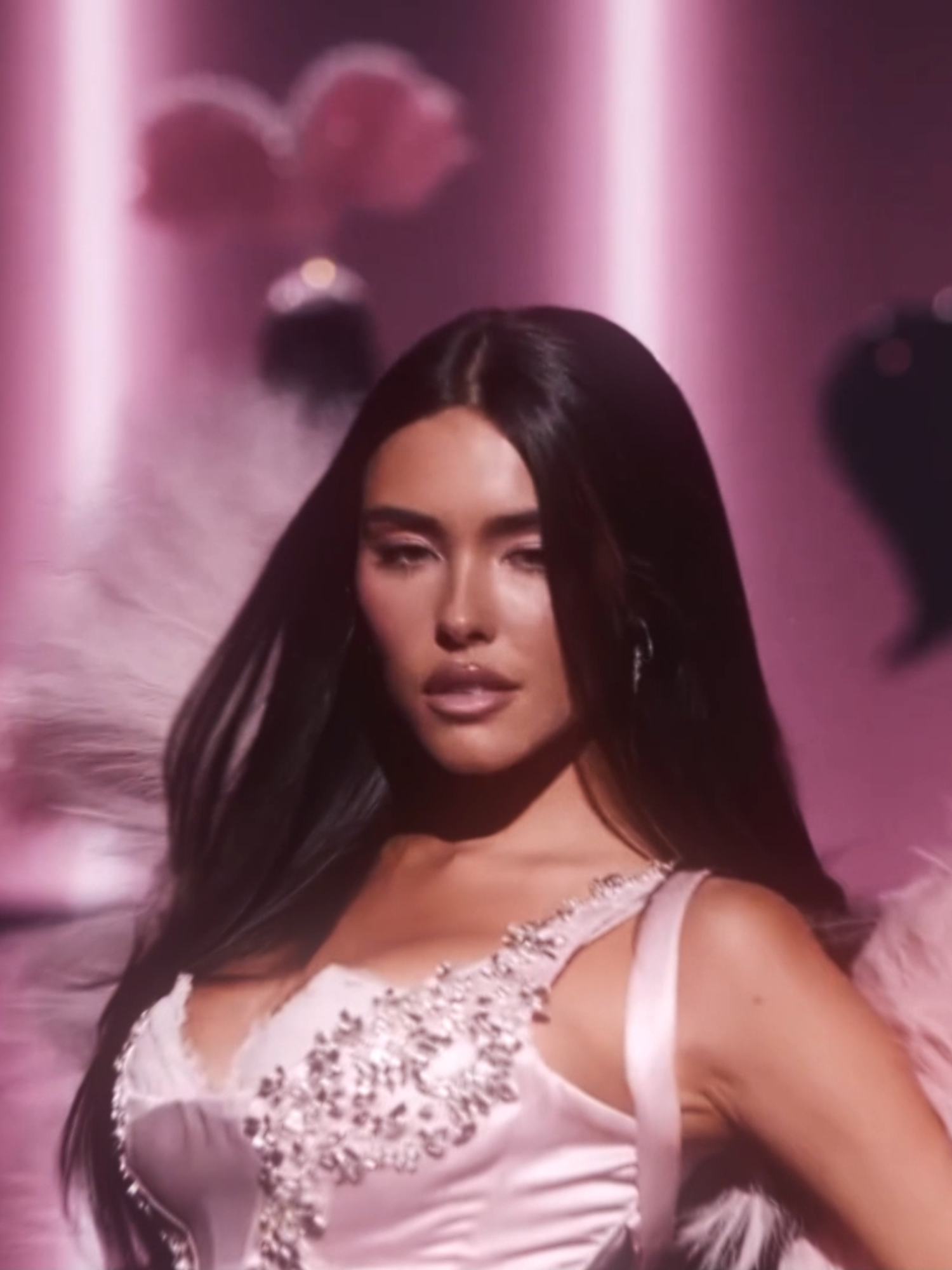 oh my angel, come back to me... cc: MHD - scp: nickcscenes  #madisonbeer #madisonbeeredits #victoriassecretfashionshow #victoriassecretfashionshow2025 #foryou #viral #aestheticedit #us  ORIGINAL CONTENT TIKTOK HIGH QUALITY MADISON BEER EDIT VSFS 2025