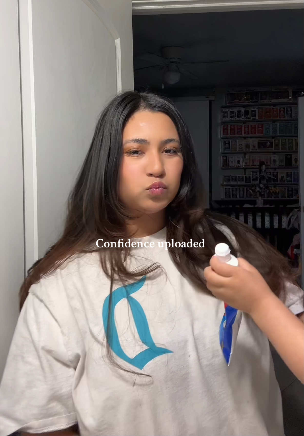 Makeup brings my confidence out 😏 #makeuptransition #makeuploading #momlife #mommakeup #sahm 