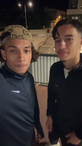 @y 