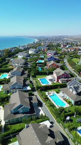 Güneş, Deniz, huzur ve doğa… Silivri Sunflower Evleri 🌻 #lüksyaşam #Sunflower #VillaVlog #Keşfet #BahçeliEv  