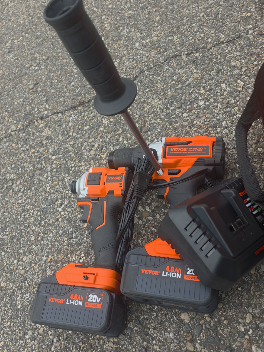 vevor cordless drill cordless impact set. two batteries and all this set is hard to beat #vevor #cordlessimpact #cordlessdrill #tools #powertools 