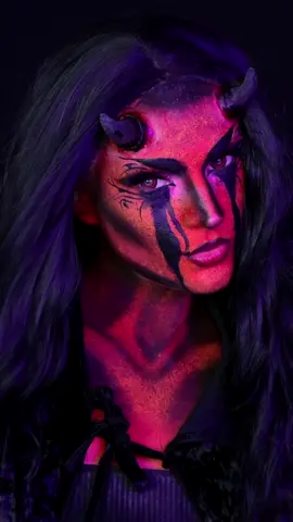 devil Halloween transformation 👹 16/31 Days of Halloween @PinkyParadise : Vassen Dolly Plus Red @Mehron Makeup : Creamblend Stick in Red, bright red and black. The Paradise Makeup AQ. #DevilMakeup #HalloweenMakeup #SFXMakeup #MakeupTransformation #SpookySeason