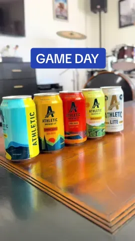 My kind of game day crew #athleticbrewing #nabeer #footballdrinks 