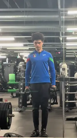 For stronger arms 💪 #fyp #gym #GymTok #biceps #armday 