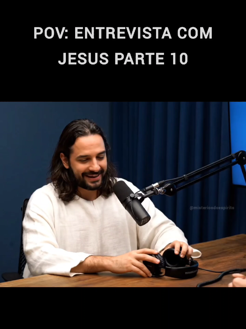 Quem ainda está preso na manipulação das religiões não consegue enxergar o que quem está desperto já vê 👁️‍🔥 A Bíblia foi escrita para um tempo, uma cultura e uma realidade muito específicas — e não como uma verdade eterna. Se fosse realmente sagrada, faria sentido em qualquer era, mas não faz: ignora os dinossauros 🦖, civilizações antigas e até conhecimentos básicos da Terra e do cosmos. Isso mostra que foi escrita por homens limitados ao que sabiam, não por inspiração divina. E mesmo assim, até hoje, é usada pra controlar mentes e sufocar quem ousa pensar diferente. ⛓️✨ #cristianismo #despertarespiritual #jesuscristo #ia #podcast 