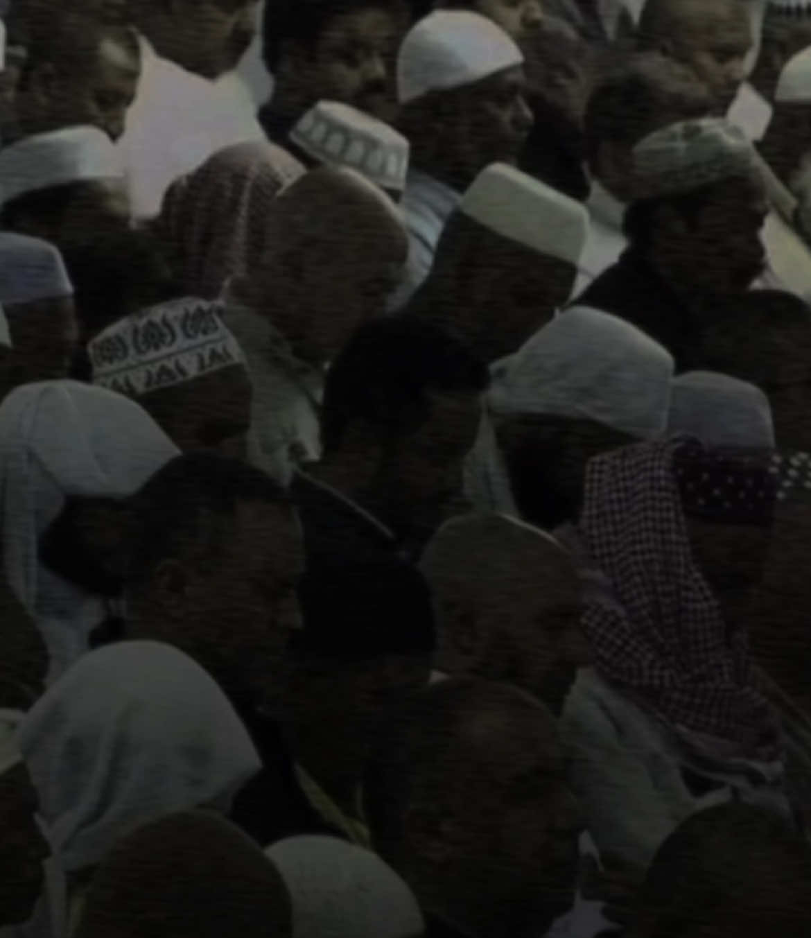 ادعوا لـ جدتي بالشفاء العاجل . #ياسر_الدوسري #قران #تلاوة_هادئة 