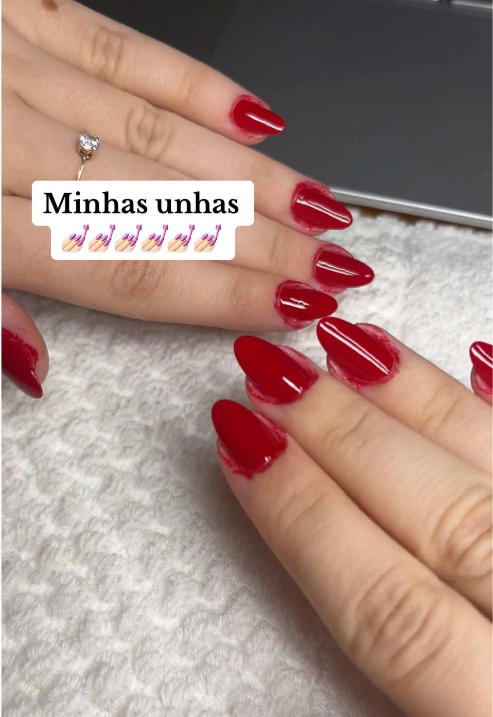 Como eu faço minhas unhas 💅🏻✨✨✨✨ @Risqué BR @Avon Brasil 🤍 #tiktokbeleza 