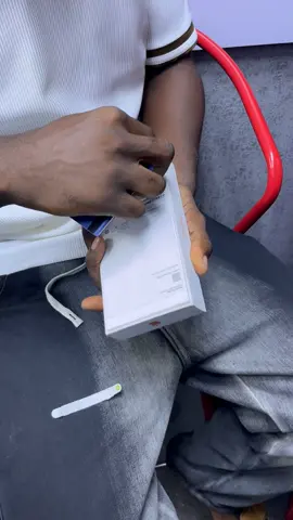 Unboxing iPhone 17proMax 