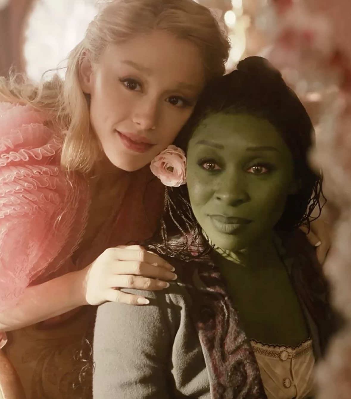 “you’re the only friend i ever had.” ⋆✴︎˚｡⋆ #wicked #gelphie #wickededit #elphaba #glinda 