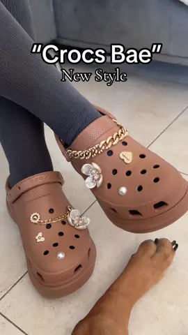 New Crocs Bae Platform💞 I do love this type of shoe sandals. Comfortable Shoe for walk. #crocs4life #crocssandals #croctober2025 #platformshoes #falldealsforyou 