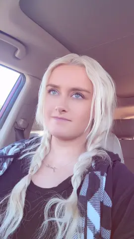 Someone explain why boys do this because I’m confused. #boyswillbeboys #rants #rantoftheday #annoying #growup 