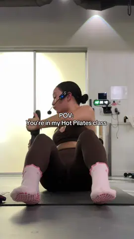 If you’re in the IE come sweat with me!  Set: @Paragon Fitwear  #inlandempire #ie #girls #hotpilates #pilates 