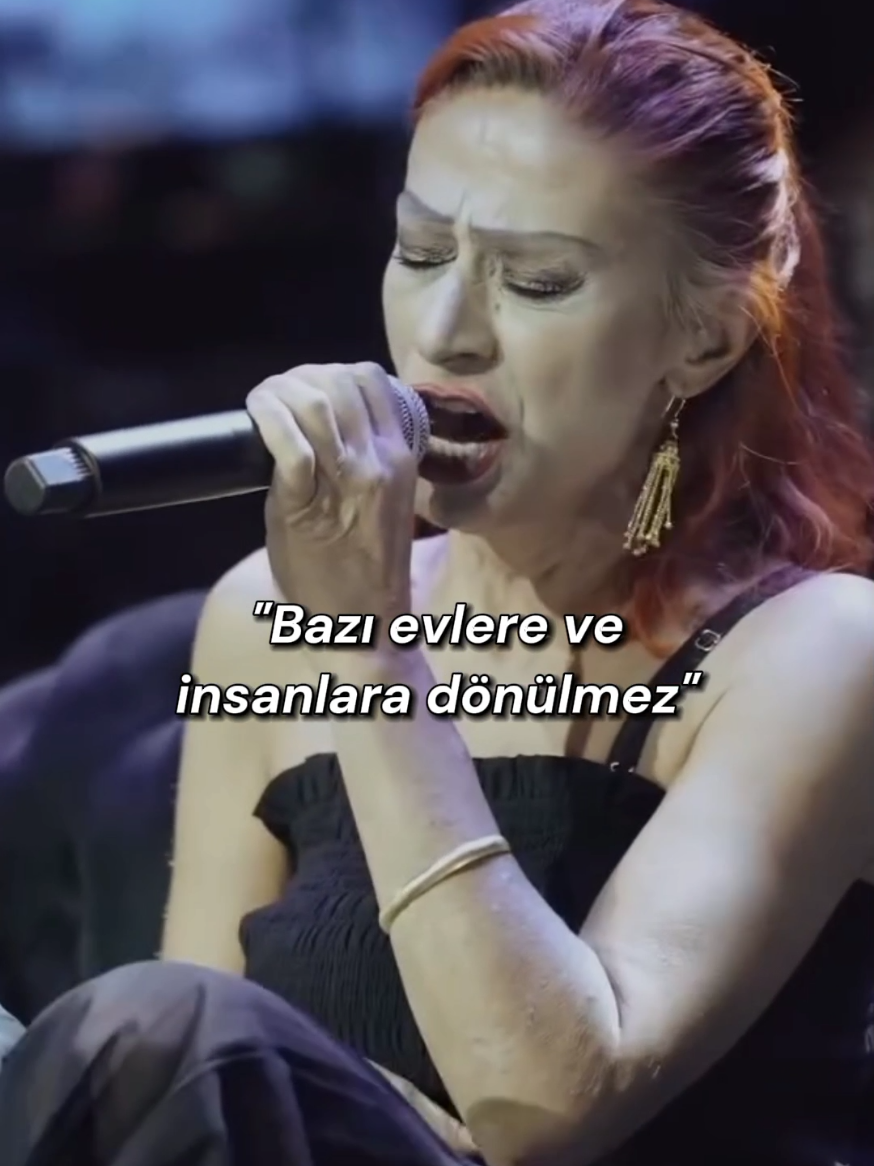 Bazı evlere ve insanlara dönülmez... #yıldıztilbe #fyp 