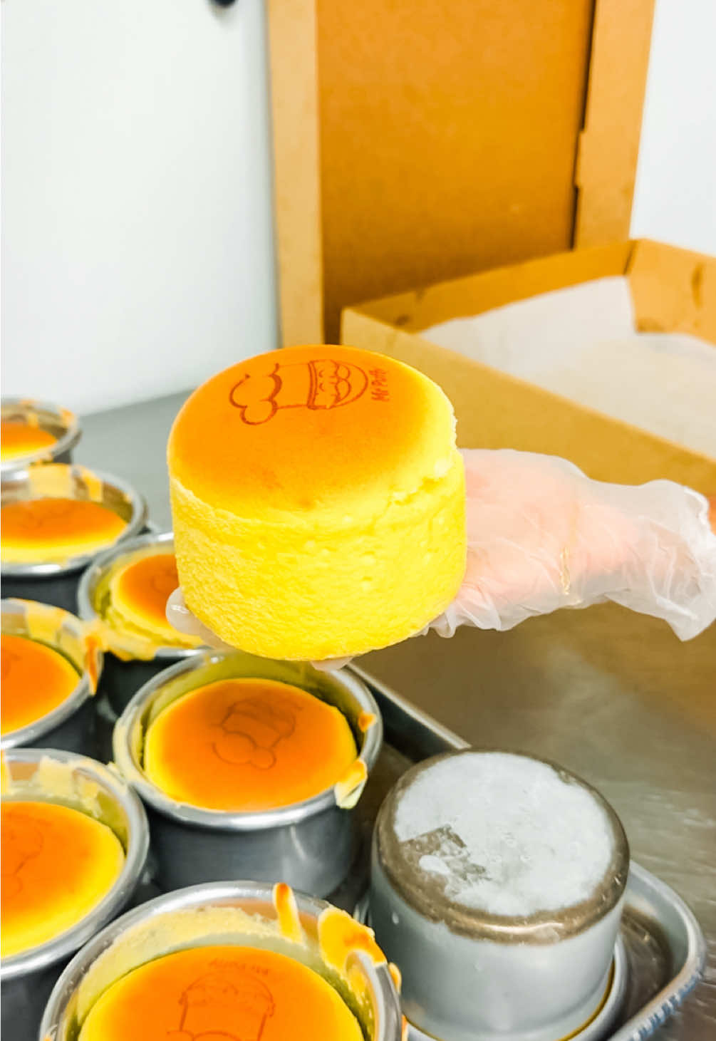 THE VIRAL JAPANESE PUFFY CHEESECAKES RIGHT HERE IN DALLAS 🍰✨ Welcome to @mr.puffytxas , where the cheesecakes are light, fluffy, and baked fresh every single day. These jiggly delights have taken the internet by storm — and, you can try them right here in Dallas! 🍮💛 Here’s what to expect: 🍰 Signature Japanese Puffy Cheesecakes (the OG viral ones 👀) ☕ Fresh coffee & tea pairings 🍮 Soft, melt-in-your-mouth texture that’s pure heaven Perfect for dessert lovers, foodies, and anyone chasing the next viral bite.✨ 📍 17390 Preston Rd, Ste 243 ⏰ OPEN | Sun-Thurs 9am-9pm, Fri & Sat 9am-10pm Bring your camera — this treat deserves the spotlight. 📸✨