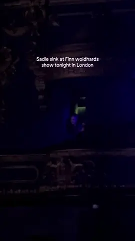 Such a good show #fyp #fangirl #foryou #finnwolfhard #sadiesink 