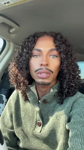 Be your own kind of beautiful 💚 #fyp #trending #viral #oceaneyes #foryoupage 