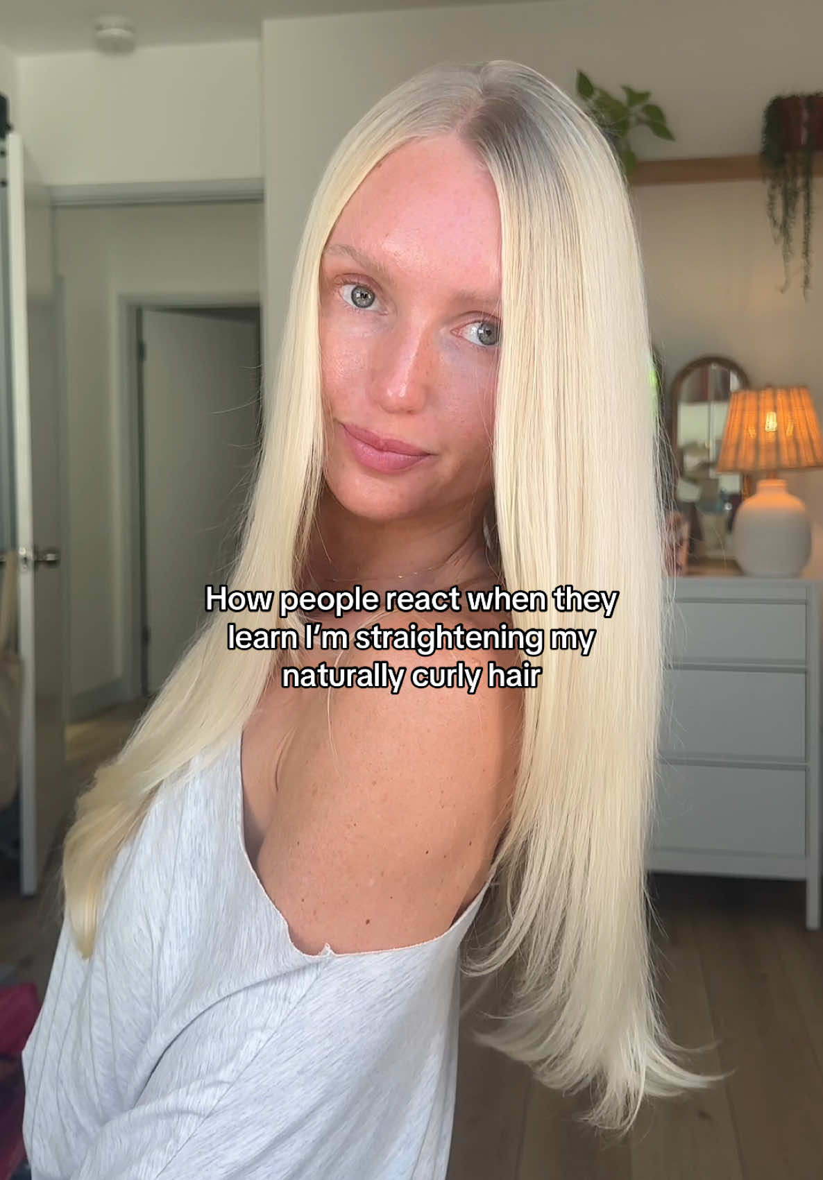Biblically accurate reaction #curlyhair #wavyhairroutine #blowoututorial #sharkflexstyle #curlyhairproblems 