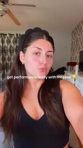 stage makeup >>>>  i forgot i filmed this so here it is a week late from #evita  #grwm #stagemakeup 