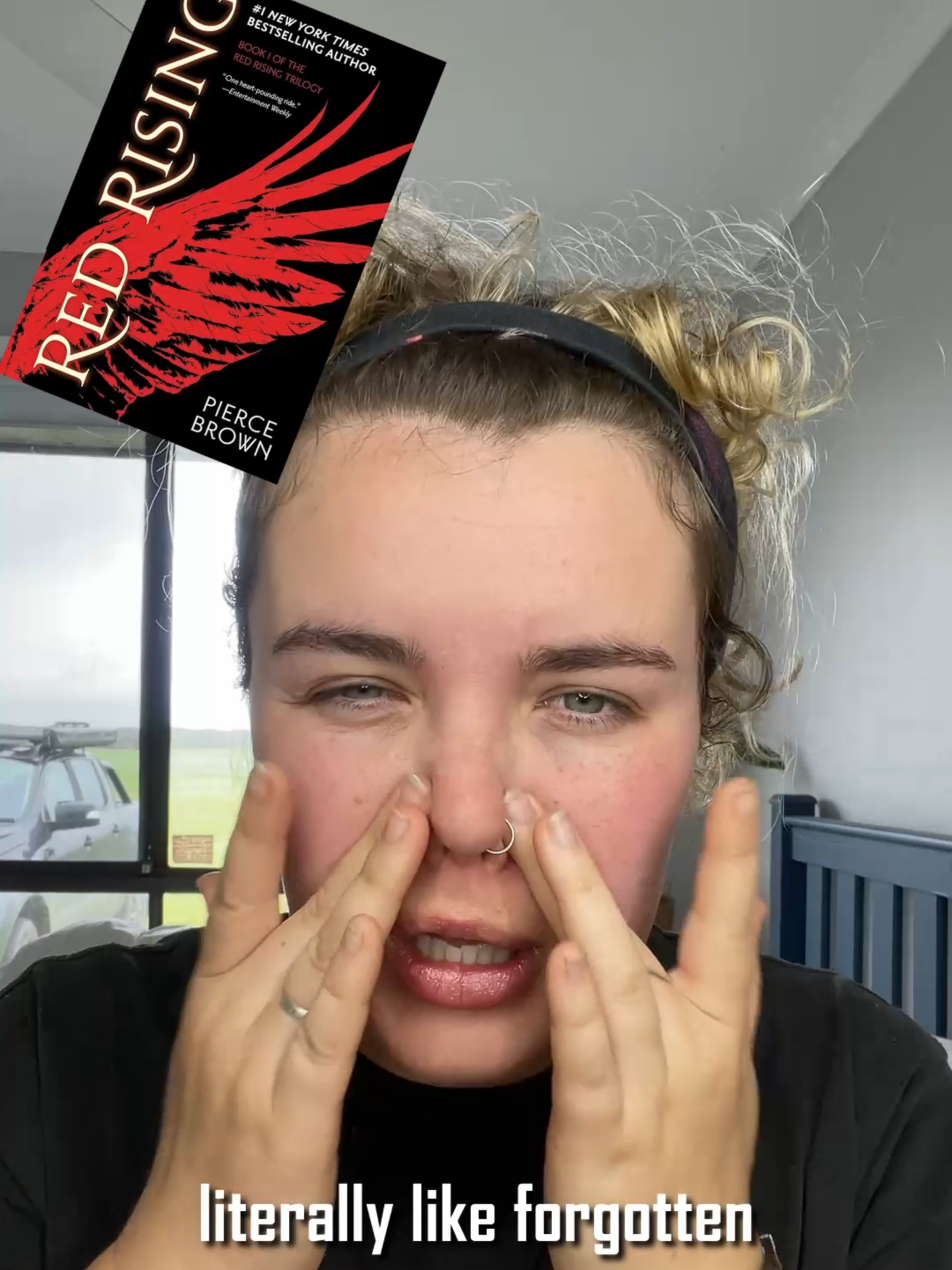 Reading Updates and GRWM 📚💄 #BookTok #BookRecommendations #BookLover #ReadingCommunity #Bookish #booktokaustralia #viral #fyp #BookAddict #ladyofdarkness #ladyofstarfire #callofthesidhe #platedprisoner #grwm