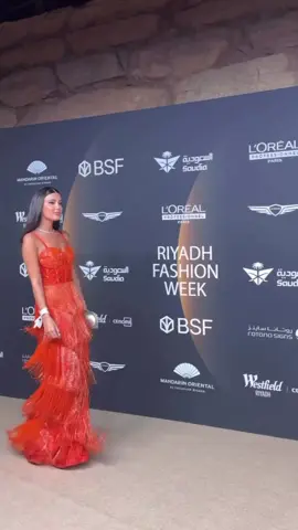 مع الجميلة @Nour Bobo من #riyadhfashionweek فستانها من تصميم @Elegance key designs 