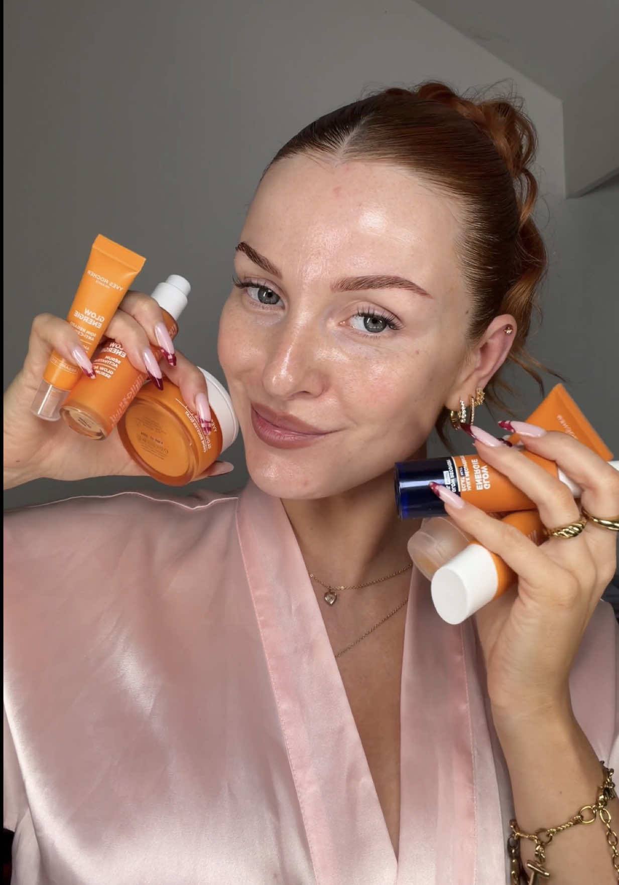 Dans 1 mois j’ai 30 ans ! Je teste la nouvelle routine Glow Energie de @Yves Rocher Belgium à base de Capucine et Vitamine C ✨ #YvesRocher #Skincare #WakeUpYourGlow