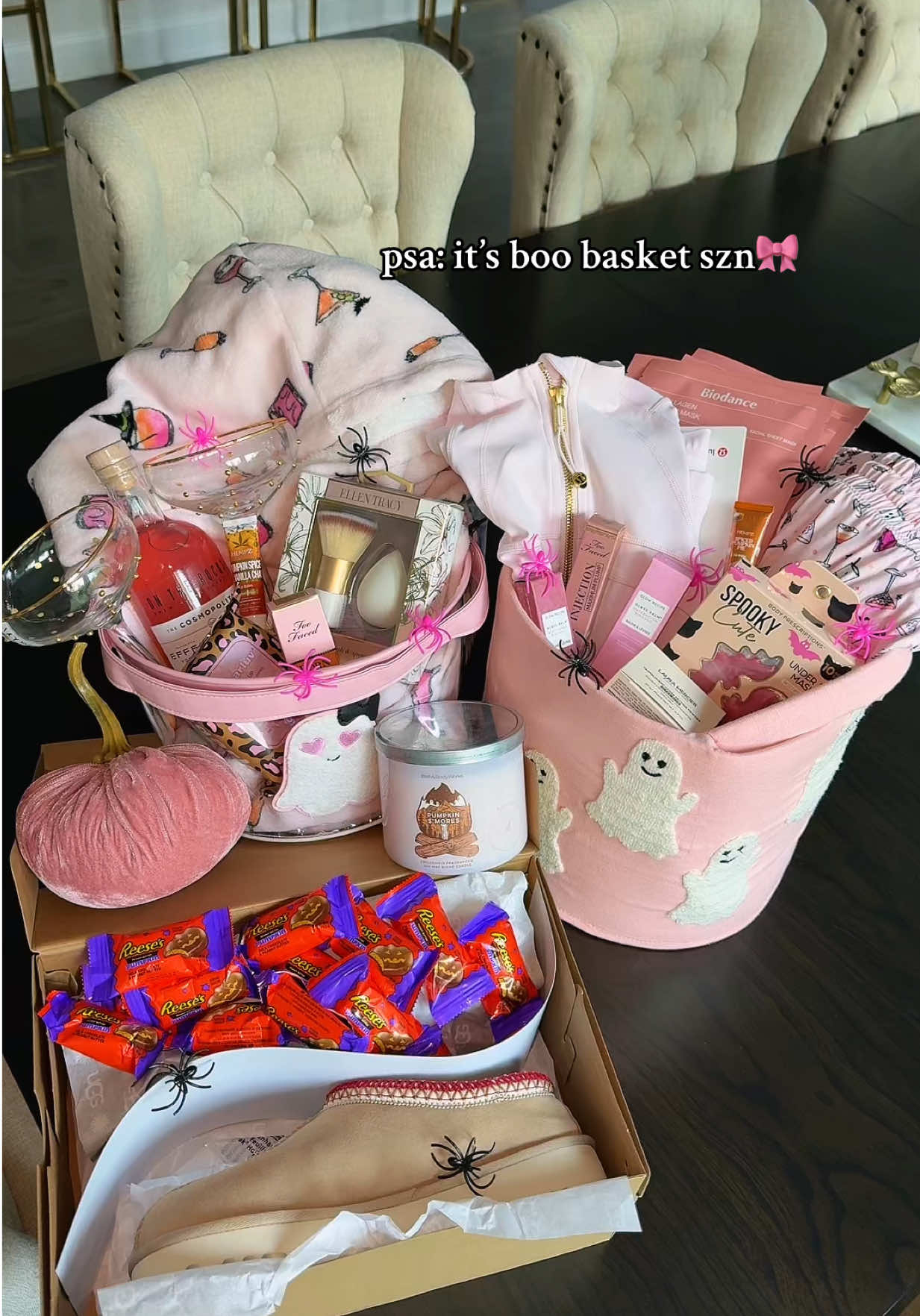 No bc I’m obsessed #boobasket I love my bf💕 #giftbasket #boobasketinspo 