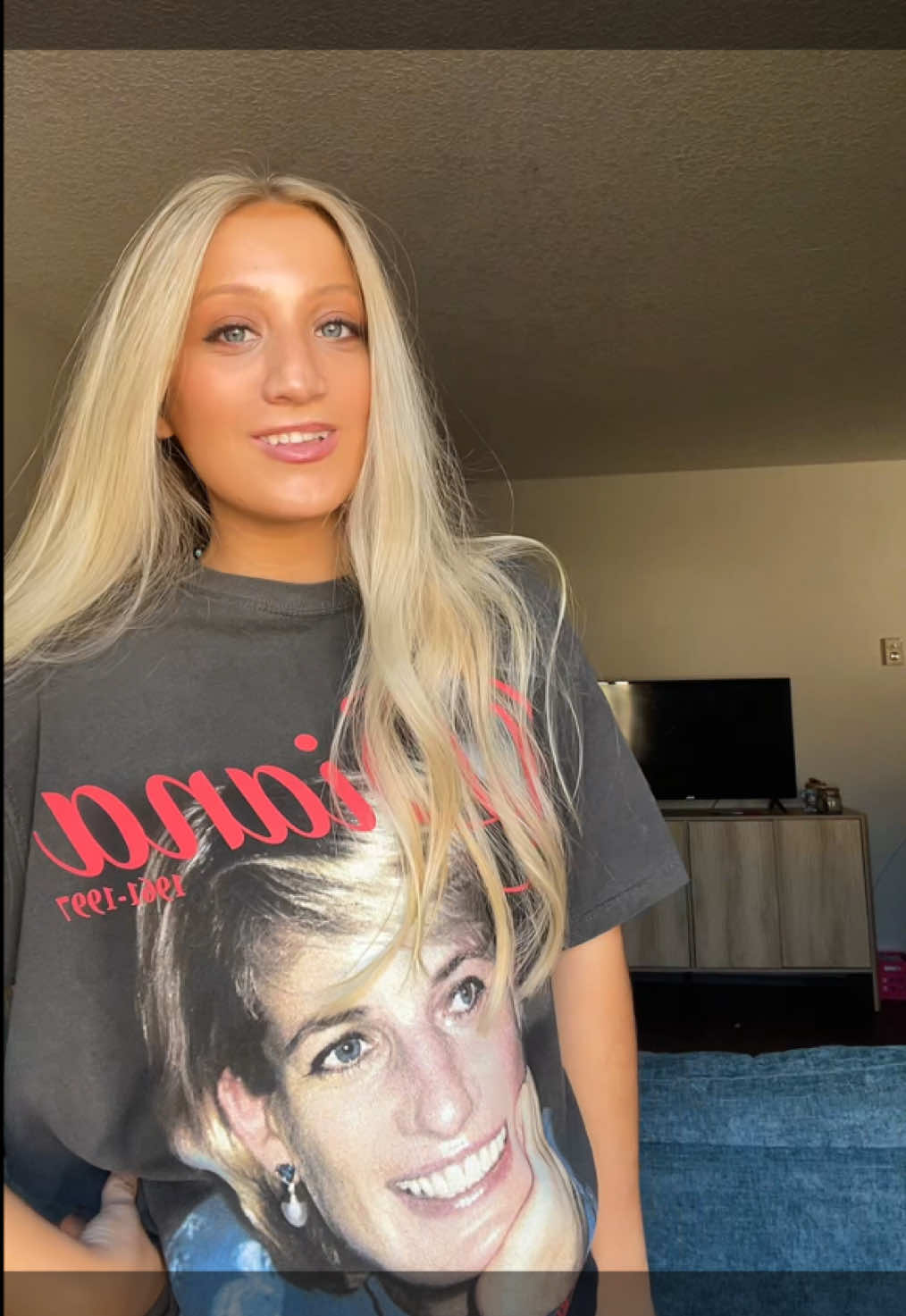 me & my princess diana t shirt against the world 🤝🏼