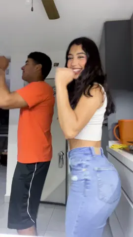 Me quiso quitar el protagonismo totalmente #novios #baile #fyp #paratiiiiiiiiiiiiiiiiiiiiiiiiiiiiiii 