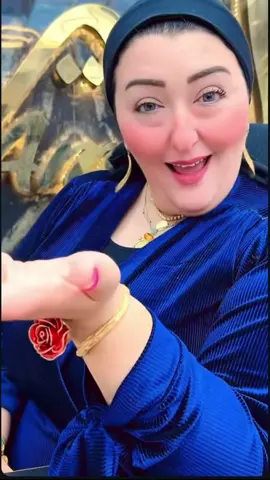 #mujer #oro #amira #aldahab 