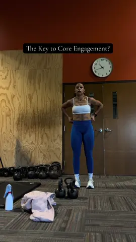 Another reminder not to neglect your core ✨ #GymTok #momswholift #Fitness #coreworkout #gym  