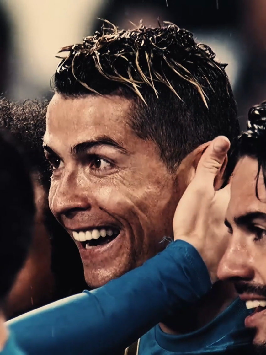 Let me love you - #cr7 #fyp 