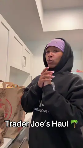 Trader Joe’s haul w/ ya girl 😜  It’s my fav store in the world!  Not too much on me, I was running errands & cleaning 😂  #fyp #stormdebarge #LA #traderjoeshaul 