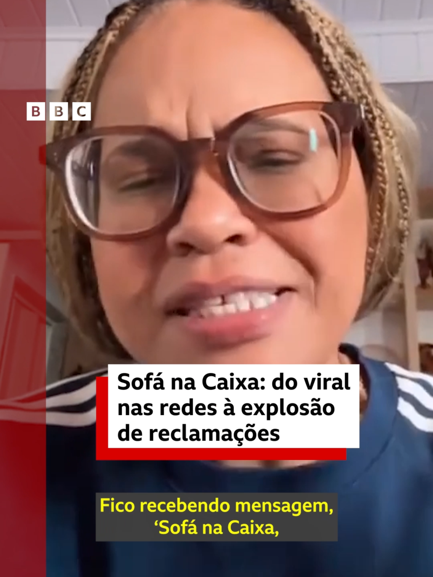 Sofá na Caixa: de sucesso viral nas redes à explosão de reclamações de clientes 🗣️🛋️ A Sofá na Caixa vende sofás modulares, compostos por peças individuais que podem ser combinadas de diferentes maneiras para criar modelos personalizados. Fundada em 2024, a empresa ganhou fama com uma eficiente campanha de marketing, com uma grande quantidade de anúncios impulsionados nas redes sociais e influenciadores testando o produto que viralizou nas redes. Mas, nos últimos meses, a Sofá na Caixa está viralizando por outro motivo: uma explosão de clientes insatisfeitos com atrasos na entrega dos produtos. Compradores também relatam dificuldade para obter resposta da empresa nos canais de atendimento e para cancelar pedidos e receber o dinheiro de volta. A repórter Thais Carrança conversou com alguns dos clientes insatisfeitos e conta mais sobre o caso. #Sofá #SofánaCaixa #Procon #bbcnewsbrasil #tiktoknoticias