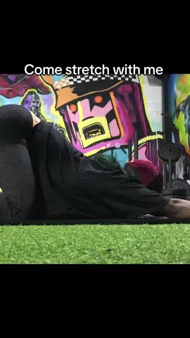 Join my stretching program by clicking the 🖇️ in my bio