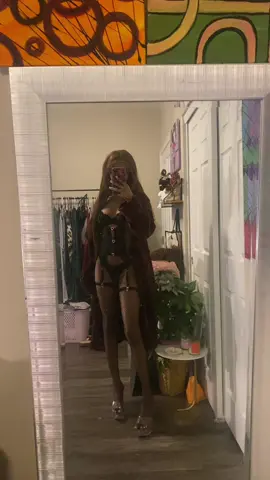 Yeahhhh this is tea #lingerie #petitewomen #fyp 