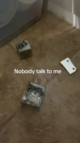 I’m actually crying what the hell….#billieeilish #yourturnfragrance @Billie Eilish Home  out of all the days…