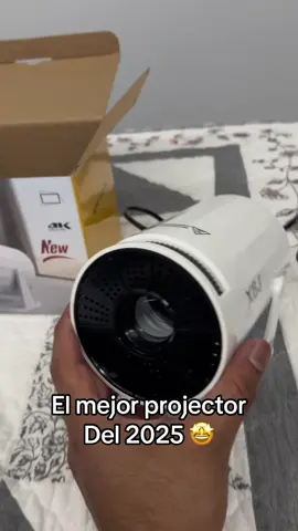 El mejor projector del 2025 es como tener un Cine en casa 🤩#projector #XBJ #portable #fyp #viral 