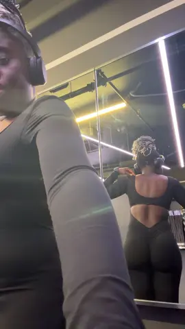 Prepare to be sick of me when my back looks the way I want it to 💪😤🔥 Y’all gonna be so tired of me 😜💀 #BackDay #gymgirl #backgains #fyp #GymTok 