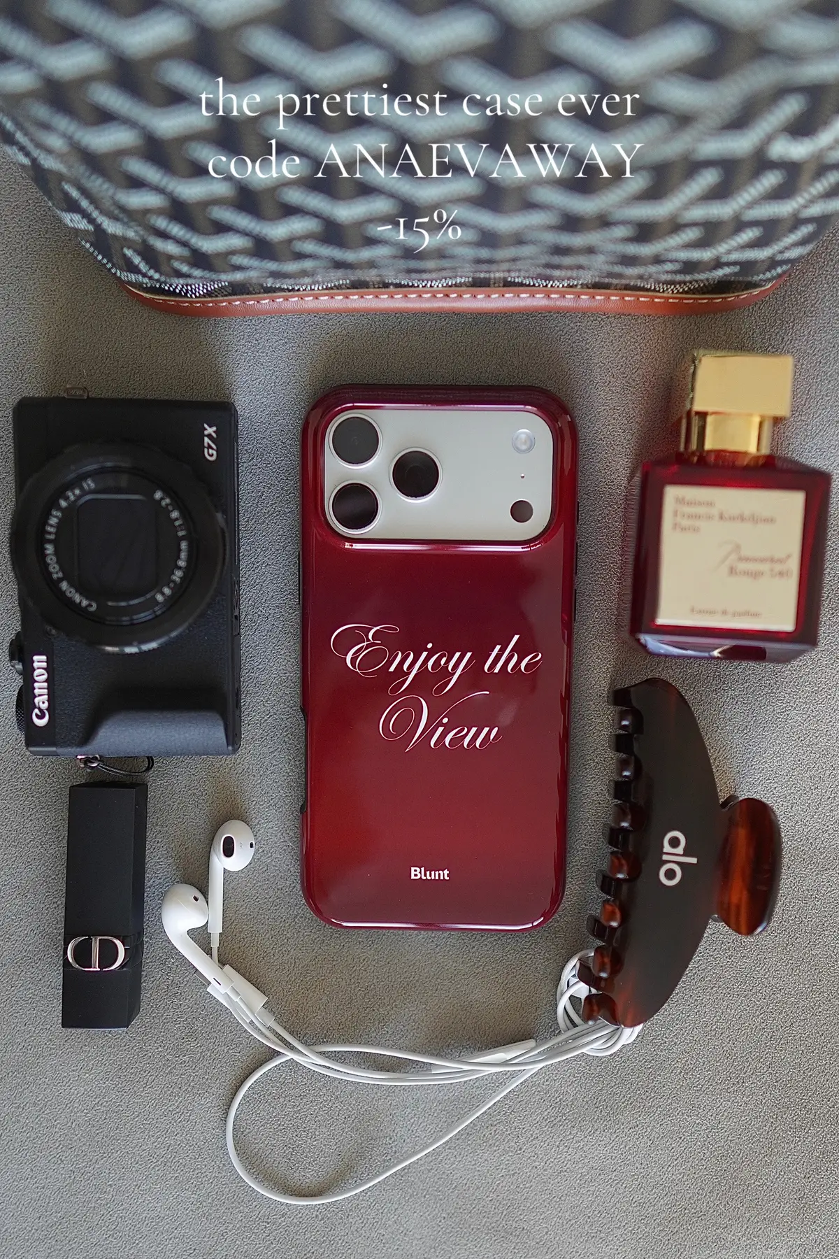 @Blunt Cases  #whatsinmybag #fallaesthetic #bagessentials #girlyaesthetic #tiktokfinds #phonecase #bluntcases #softvibes #iphonecase #iphone17promax #iphone17pro 