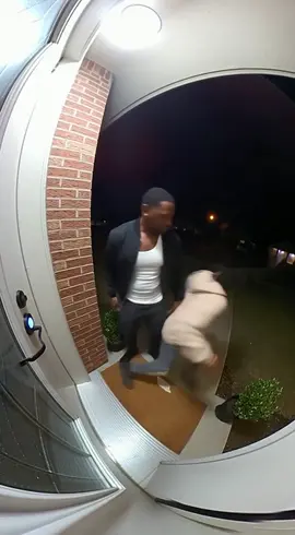 He wiped out 🤣  #doorbellcamera #funny #dingdongditchchallenge 