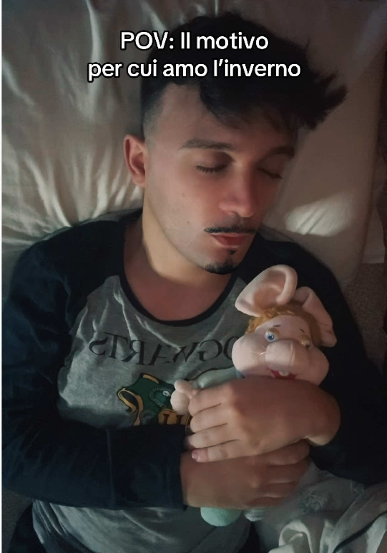 E voi amate l’inverno? 🌧️ #sensational #ita #inverno #dormireinsieme #andiamoneiperteee 