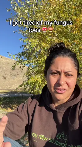 Honestly, who the heck wants to live with fungus for the rest of the lives? It hurts and on top of that it looks ugly. 🤮 #fungus #fungi #nailscheck #bacteria 