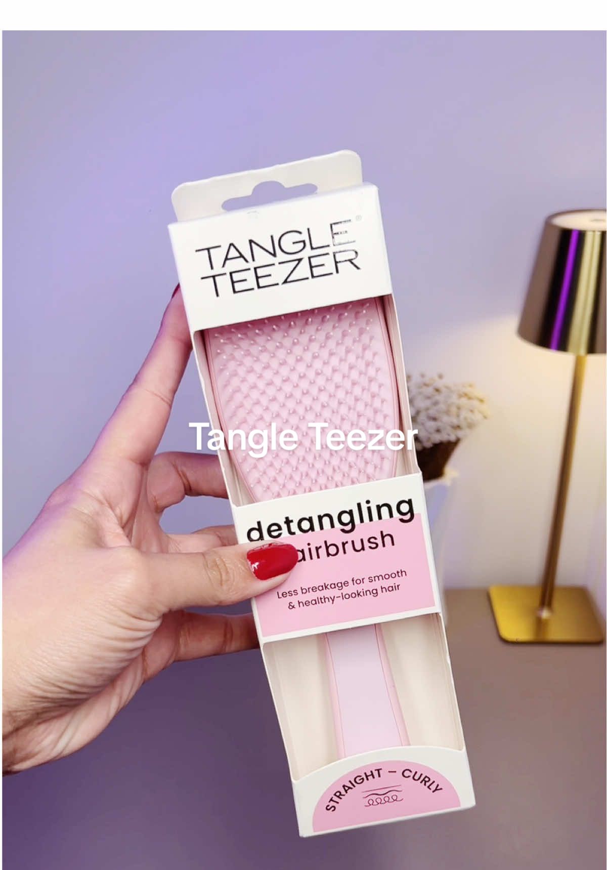 Será que essa escova Tangle Teezer vale todo o hype? Confira no meu vídeo 😍 Quem quiser o link, vou deixar nos comentários 🛍️✨ #tangleteezer #escovadecabelo #cabelos #quedacapilar #beleza 