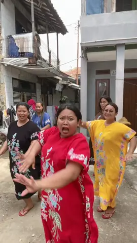 Join live ibu2 #fyppppppppppppppppppppppp #dance @King AmbyarPeople #korbanbankemok 