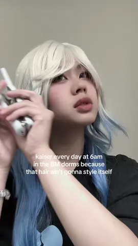 or obviously ness does them LMAO 😹😹 ik the bangs are supposed to be choppier so i trimmed them after but the choppy ass layers kill me so imma leave them as is… #kaiser #bluelock #cosplay #fyp #xyzbca 