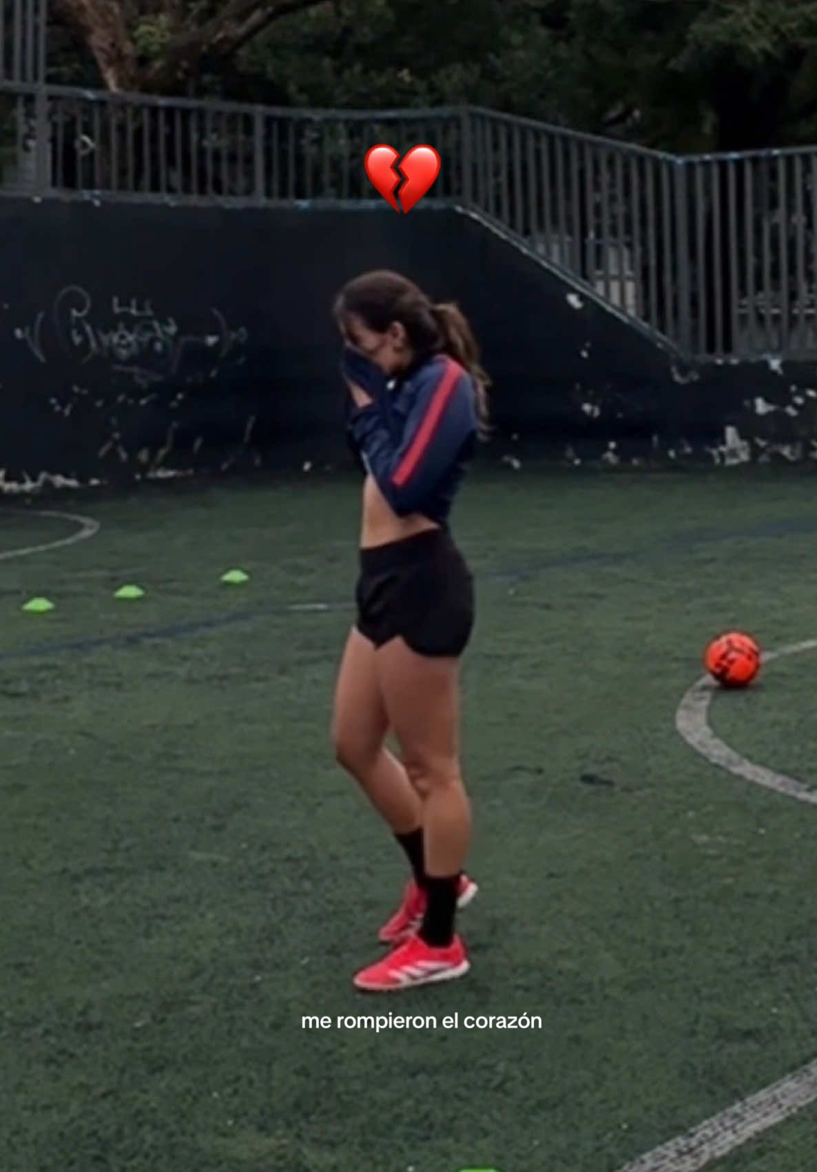 ¿se viene PRIME? 💔, acompáñame en este proceso y no olvides ponerte protector solar eternal secret que encuentras en el simi. @EternalSecret #EternalSecret #FarmaciasSimilares #ProtecciónsinLímites 